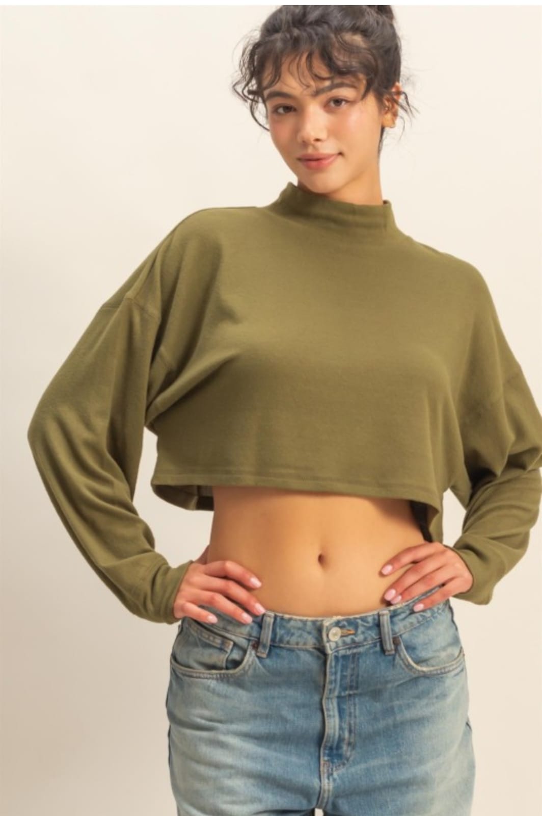 Crop turtle neck sueter