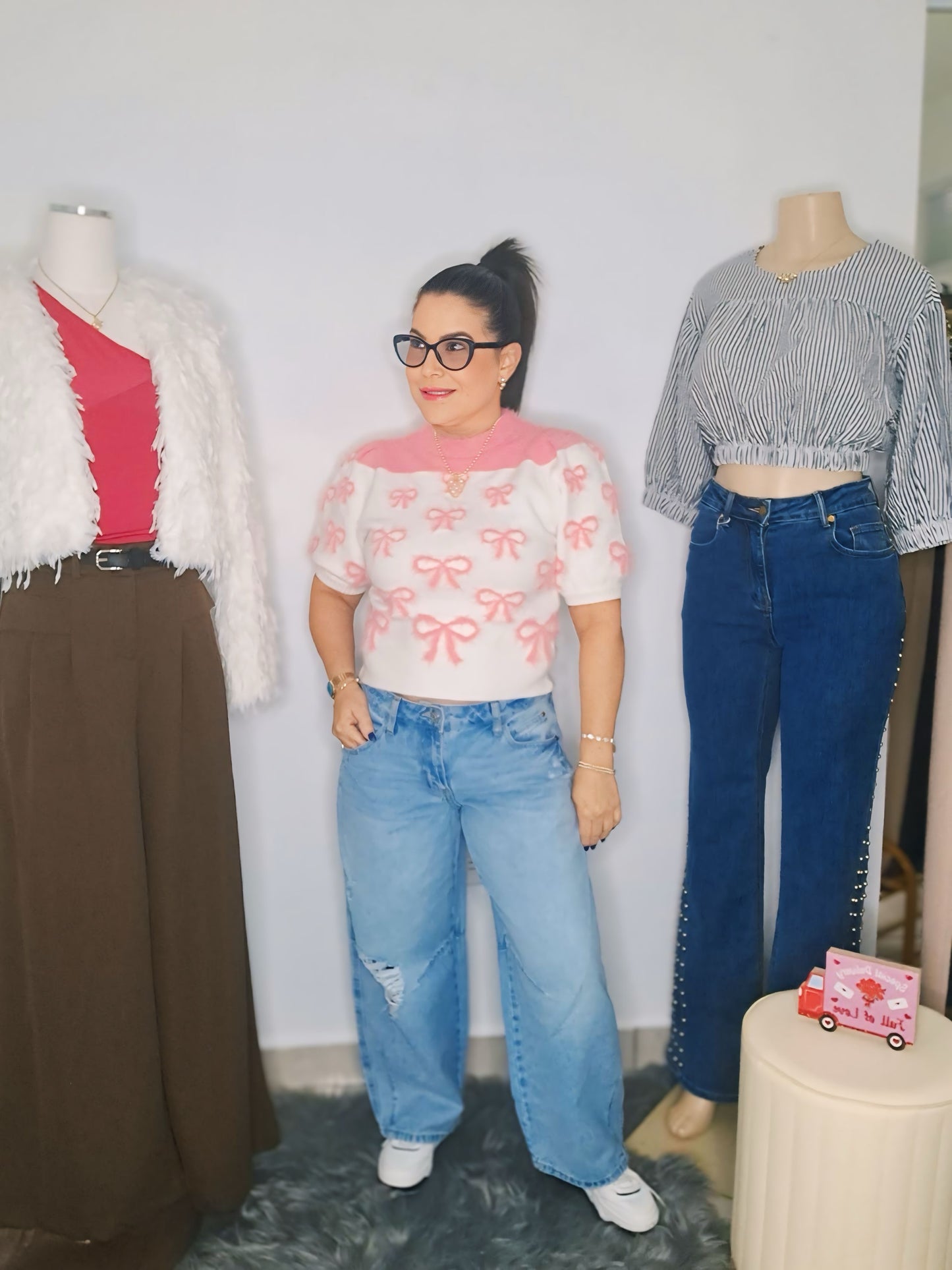 Suéter con diseño de lazo