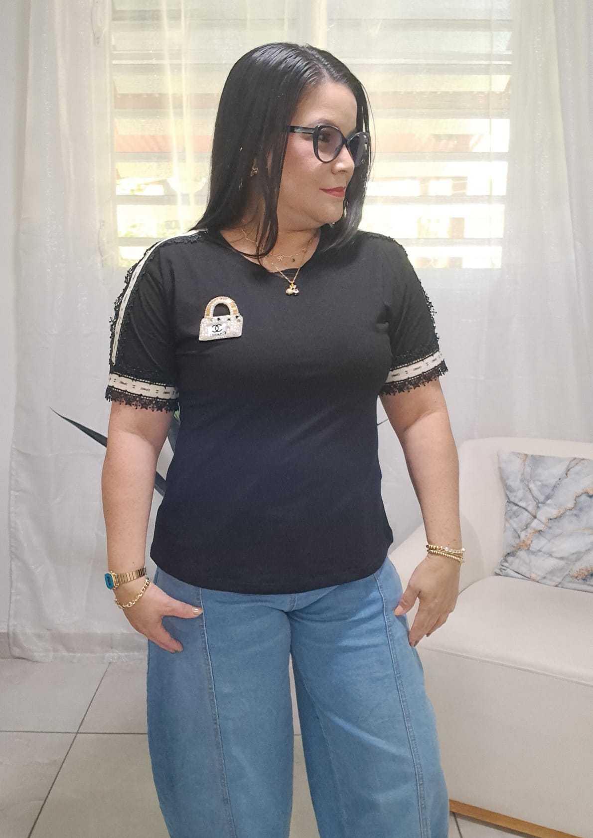 Gold Lock detail top