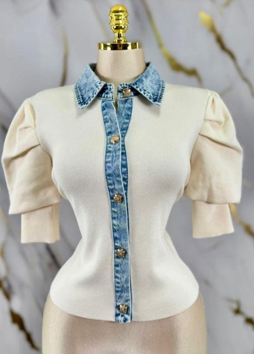 Top beige con denim