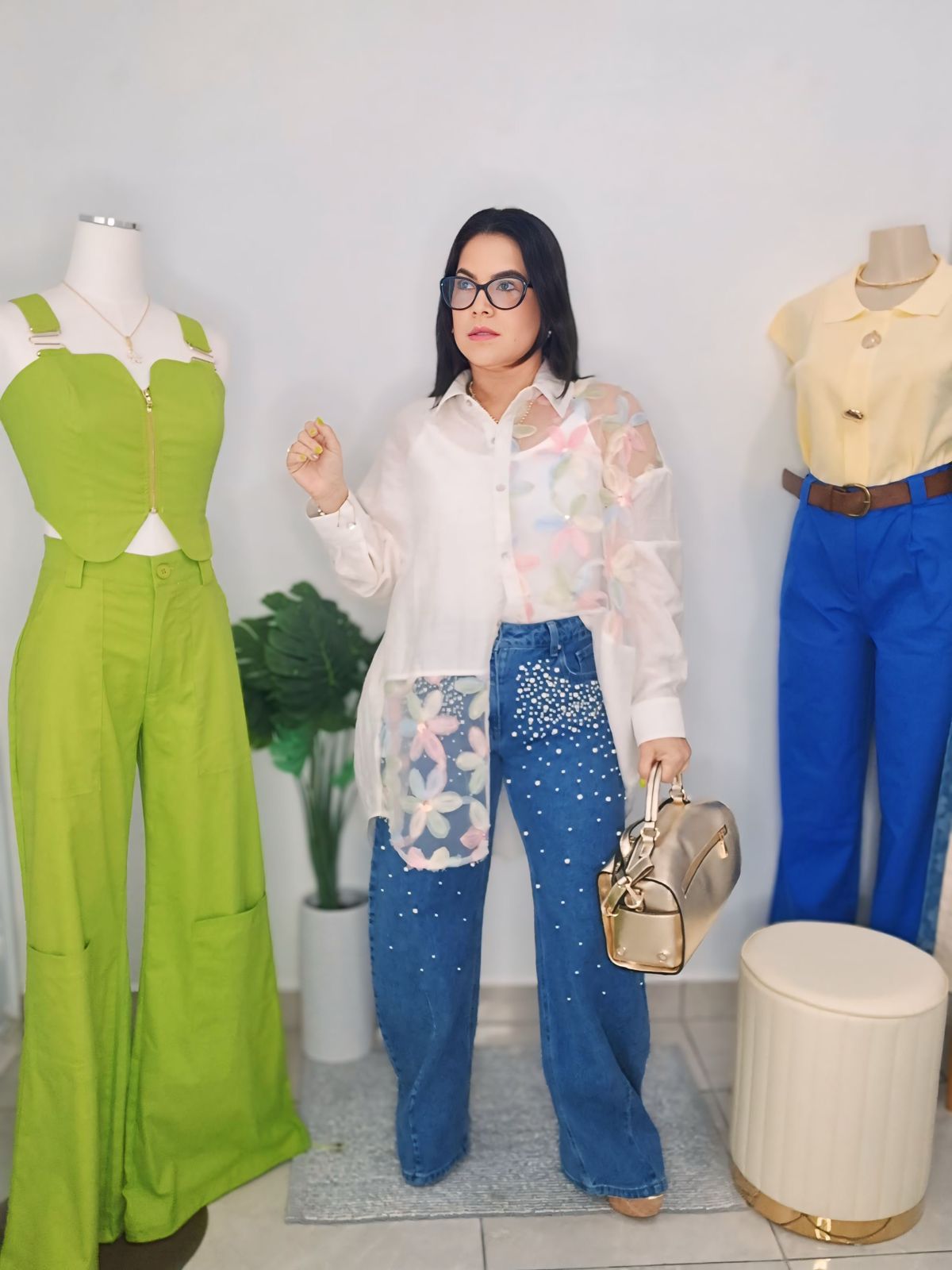 Oversize floral shirt